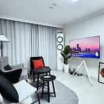 Charm Stay In Seoul, 3R2B, Arex, Digitalmediacitystation 3Minutes, Hongdae