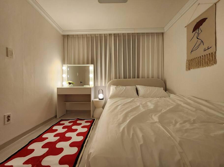 Apartment Charm In Seoul, 3r2b, Arex, Digitalmediacitystation 3minutes, Hongdae *